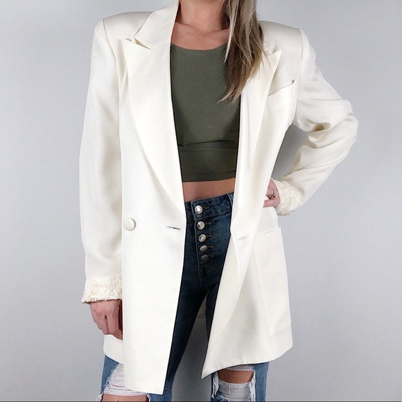 Jackets & Blazers - Vintage cream 1980’s oversized embroidered blazer